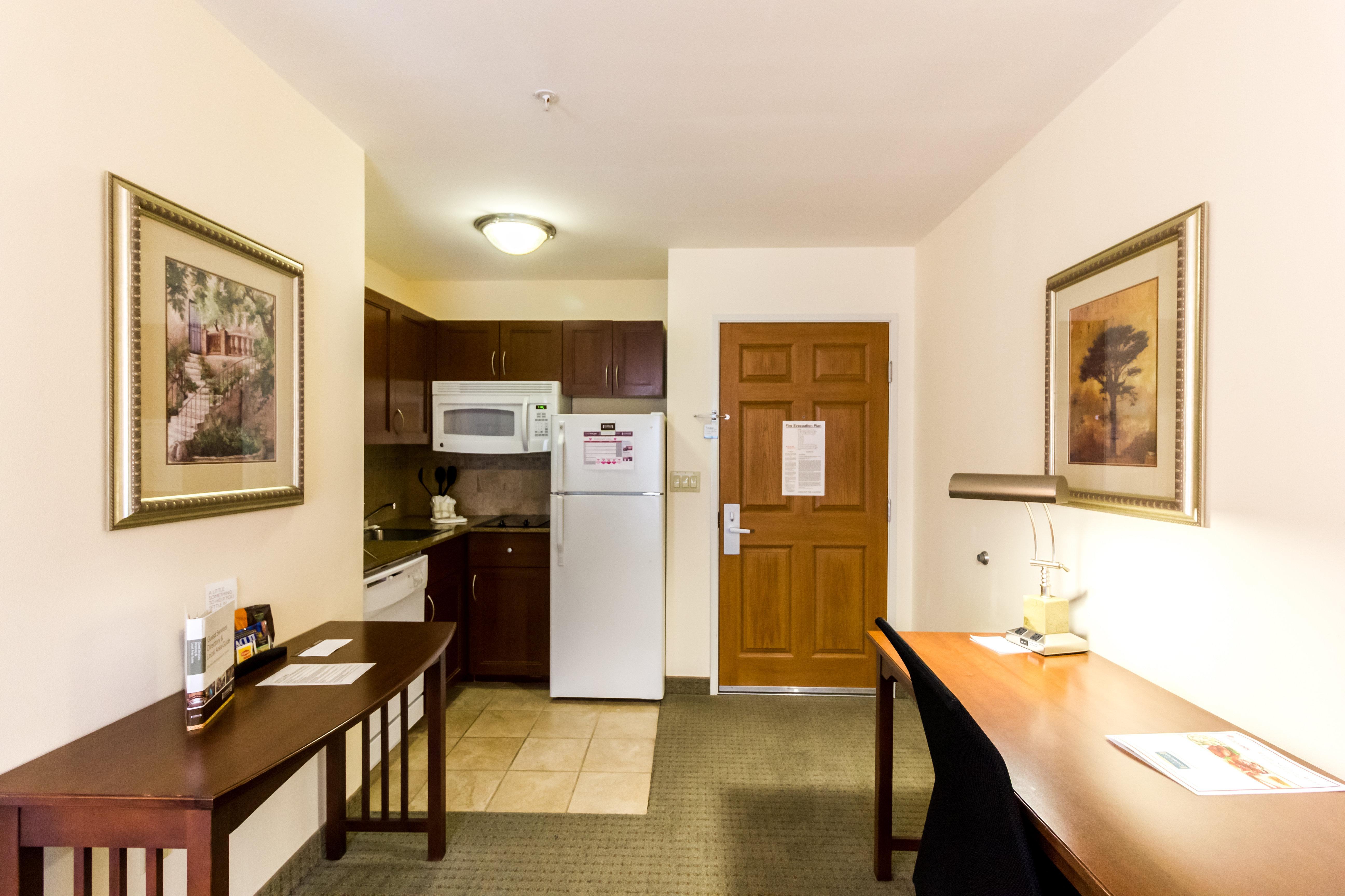 Staybridge Airport By Ihg