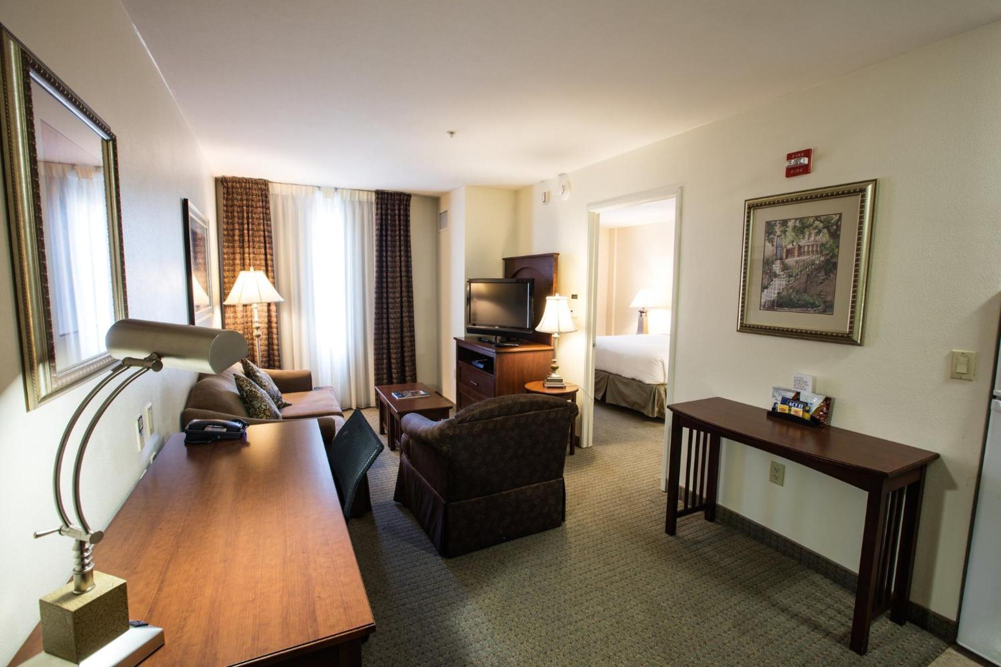 Staybridge Airport By Ihg 3* Austin